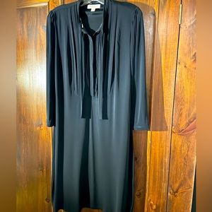 Burberry Dress Size Large black